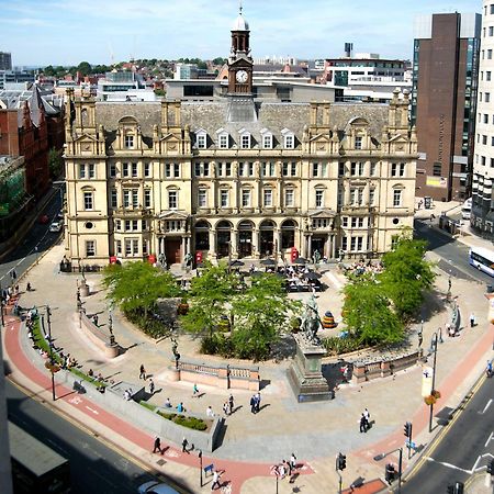 Quebecs Luxury Aparthotel Leeds  Exterior photo