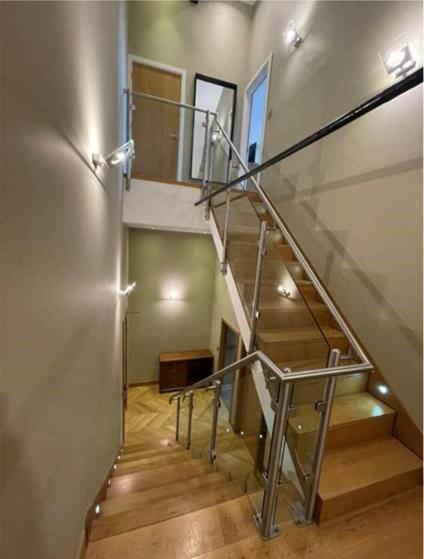 Quebecs Luxury Aparthotel Leeds  Exterior photo